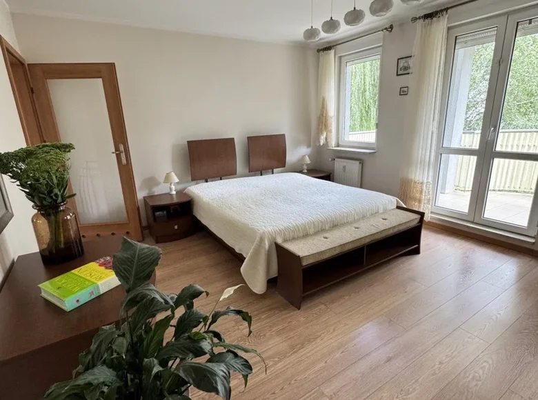 Mieszkanie 4 pokoi 125 m² Poznań, Polska