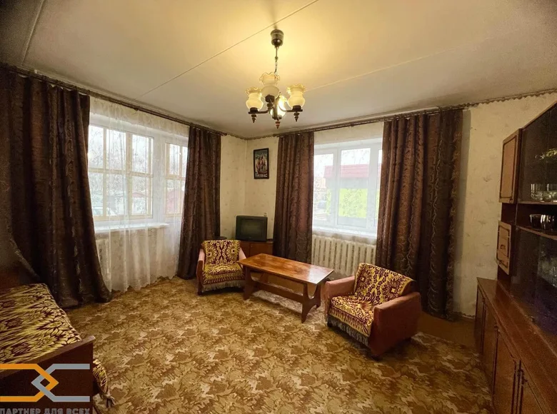 4 room apartment 77 m² Taniezycy, Belarus