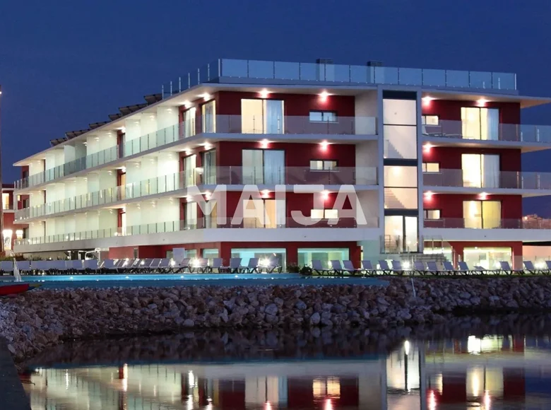 Mieszkanie 3 pokoi 100 m² w Parchal, Portugalia