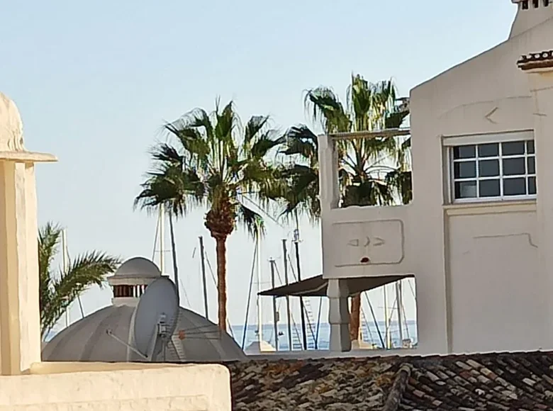 2 bedroom apartment 150 m² Benalmadena, Spain