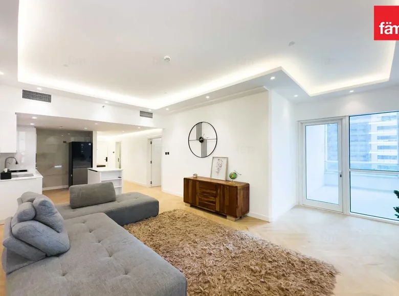 Квартира 1 комната 844 м² Дубай, ОАЭ