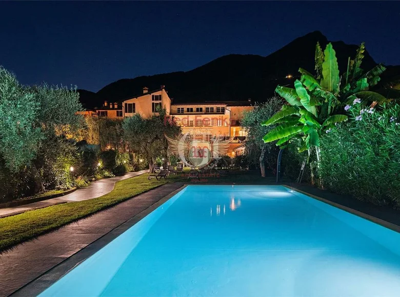 3 bedroom apartment 133 m² Toscolano Maderno, Italy