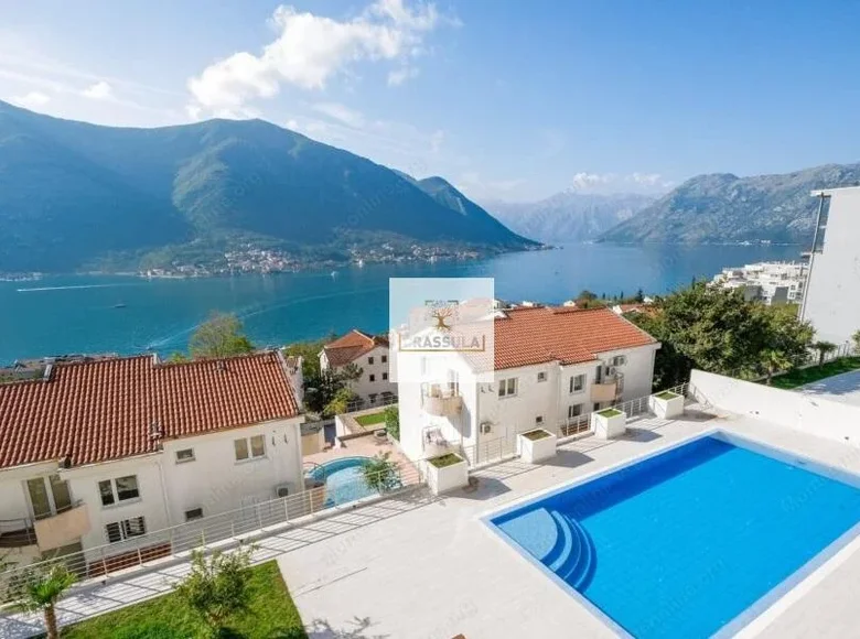 Wohnung 1 Schlafzimmer 52 m² Dobrota, Montenegro