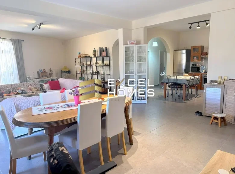 Apartamento 3 habitaciones  Swieqi, Malta