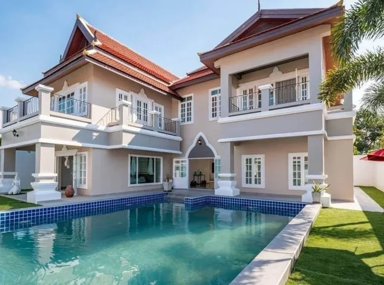 6-Schlafzimmer-Villa 490 m² Huai Yai, Thailand