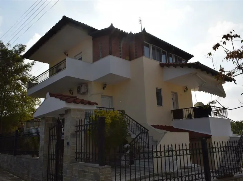 Villa de tres dormitorios 170 m² Kato Scholari, Grecia
