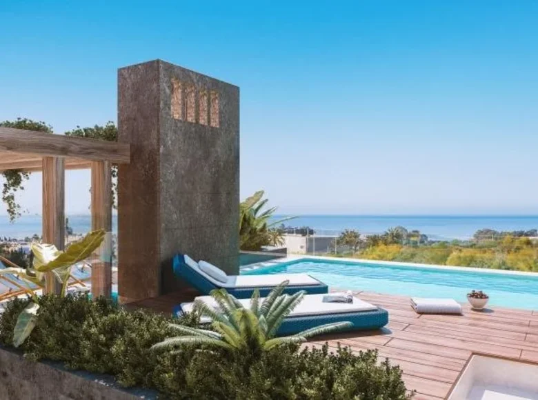 5 bedroom apartment 426 m² Rio Real, Spain