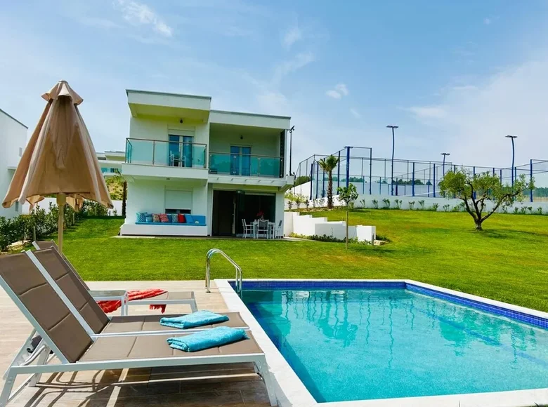 Villa de tres dormitorios 115 m² Casandra, Grecia