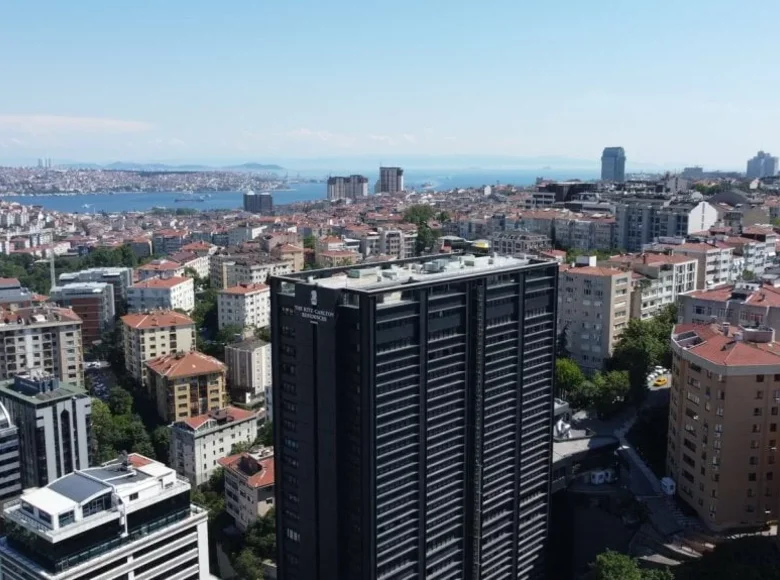 3 bedroom apartment 268 m² Sisli, Turkey