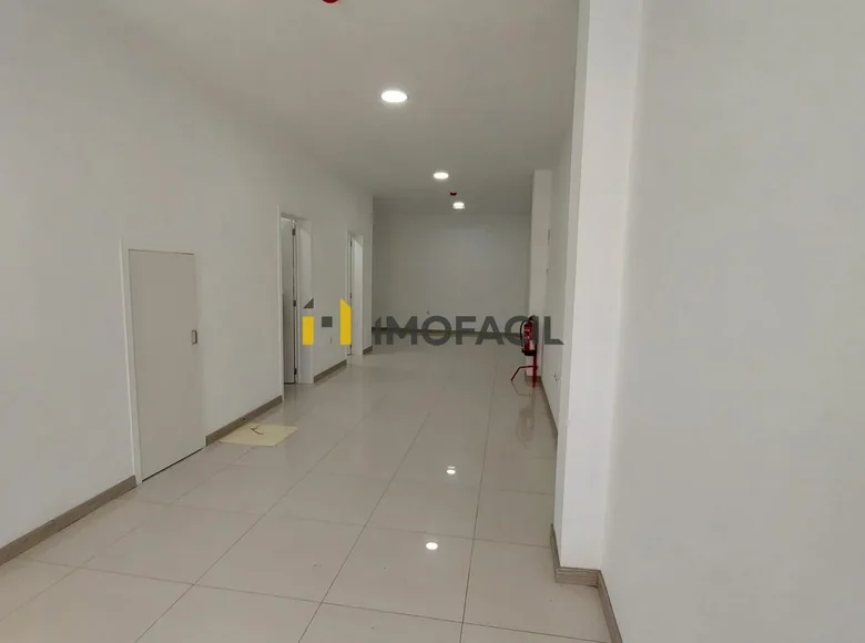 Коммерческое помещение 64 м² Авейру, Португалия