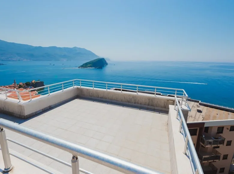 Инвестиционная 1 спальня 190 м² в Будве, Черногория