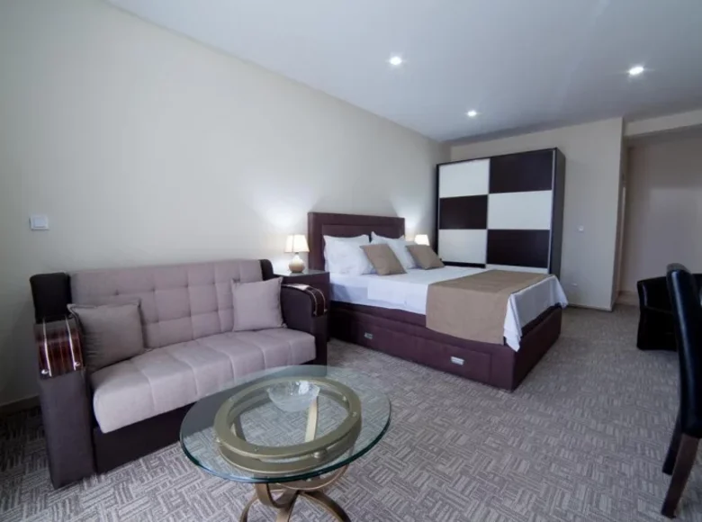Hôtel 3 000 m² à Ulcinj, Monténégro