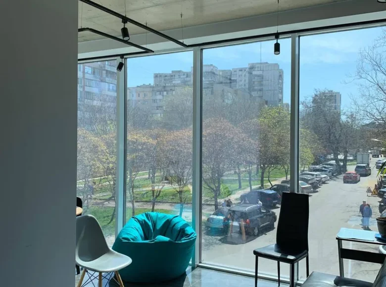 Gewerbefläche 300 m² in Odessa, Ukraine