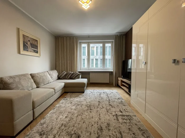 1 room apartment 41 m² in Warsaw, Poland