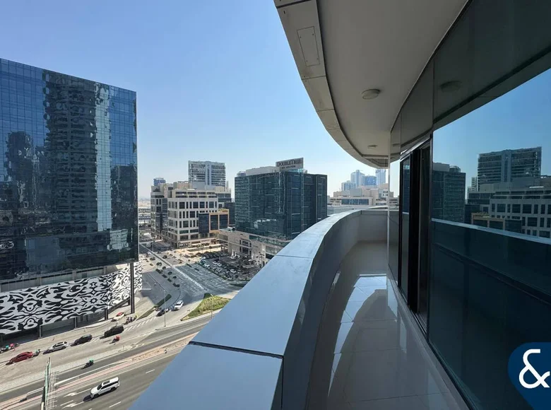 Квартира 1 комната 767 м² Дубай, ОАЭ