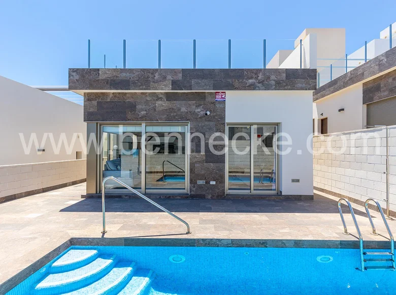 Вилла 3 спальни 162 м² Ориуэла, Испания