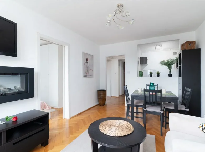 2 room apartment 36 m² in Warsaw, Poland