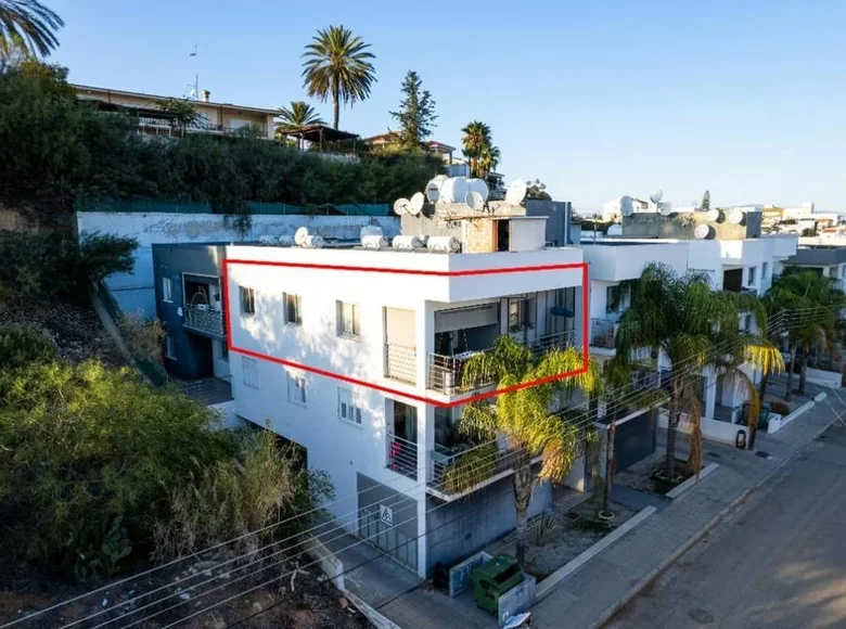 Квартира 1 комната 73 м² Лакатамия, Кипр