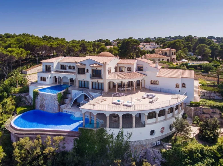 Villa 10 bedrooms 1 762 m² Javea, Spain