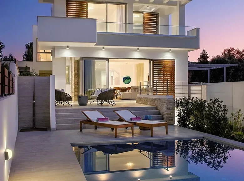 4-Schlafzimmer-Villa 225 m² Neo Chorio, Zypern