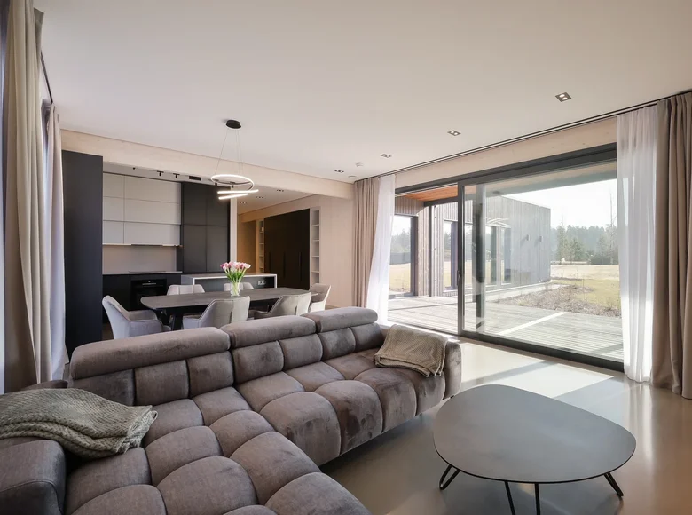 4 room house 276 m² in Adazu pagasts, Latvia