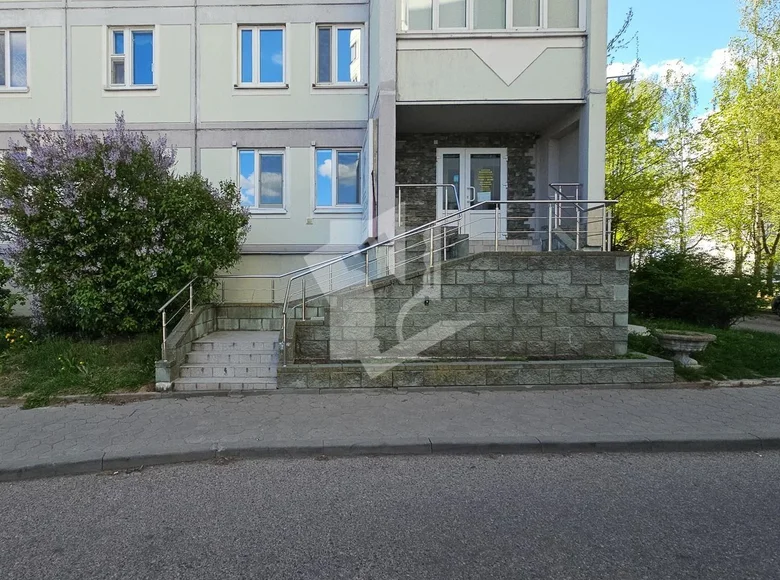 Tienda 4 habitaciones 122 m² en Minsk, Belarús