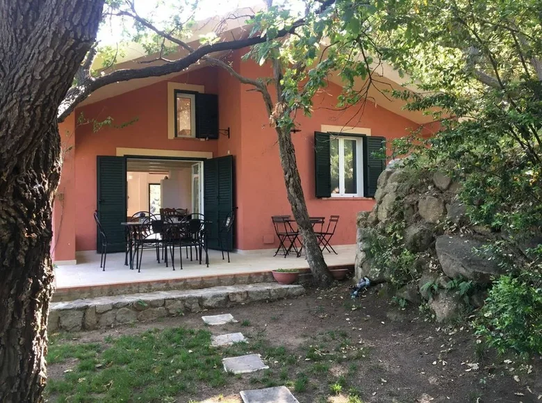 3 bedroom villa 120 m² Parghelia, Italy