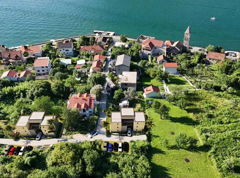 Квартира 1 спальня 55 м² Столив, Черногория
