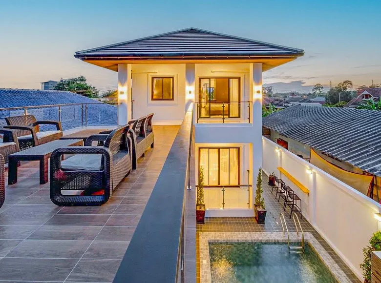 Дом 3 спальни 150 м² Паттайя, Таиланд