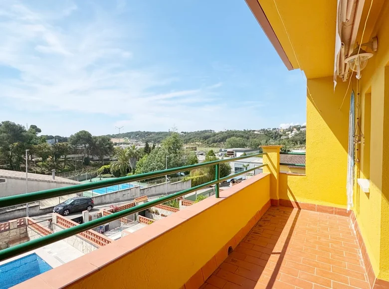 Stadthaus 4 Schlafzimmer 154 m² Lloret de Mar, Spanien