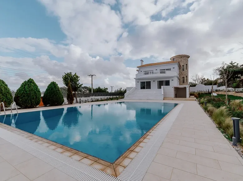 7-Schlafzimmer-Villa 810 m² Agios Dimitrios, Griechenland