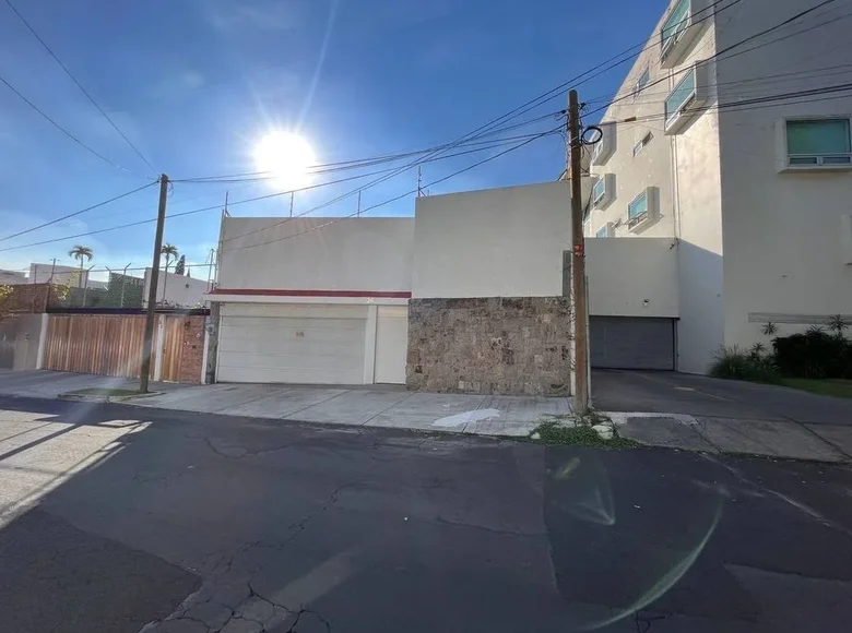 Casa 4 habitaciones 470 m² Zapopan, México