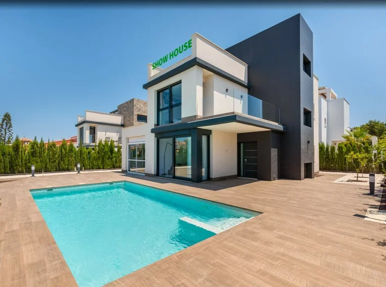 Villa de 4 dormitorios 153 m² Cartagena, Španjolska