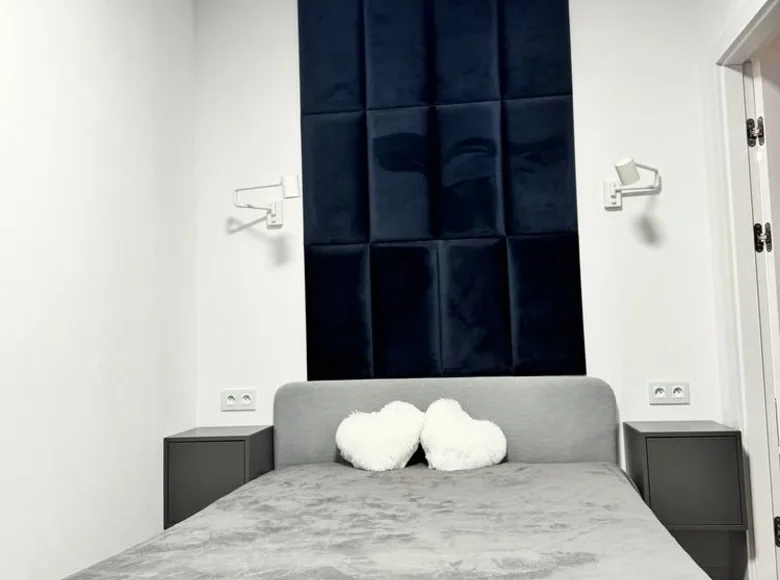 2 room apartment 43 m² in Warsaw, Poland