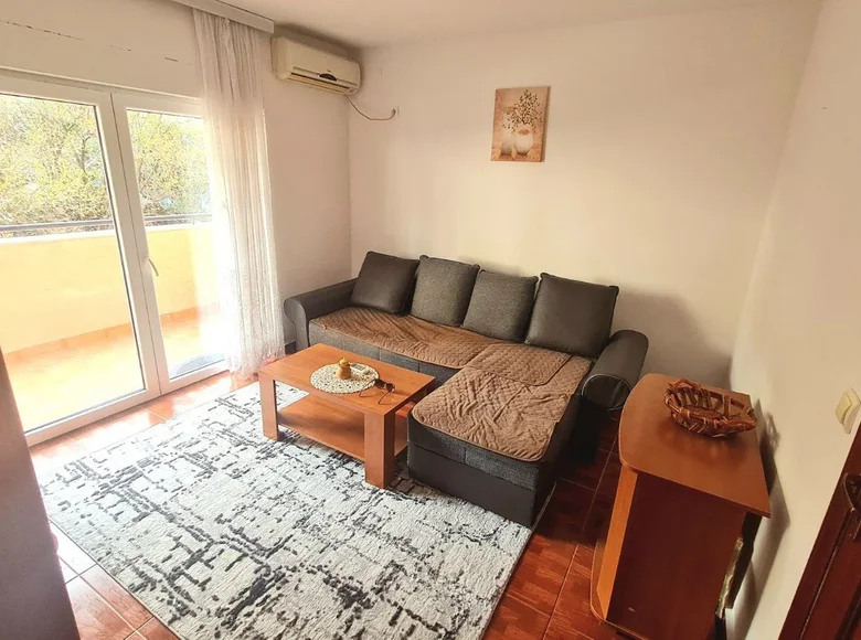 1 bedroom apartment 55 m² in Budva, Montenegro
