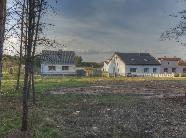 Land 1 330 m² Czeszewo, Poland