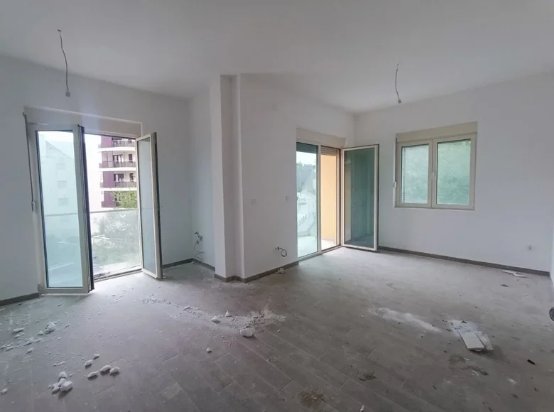 Mieszkanie 2 pokoi 75 m² Boreti, Czarnogóra