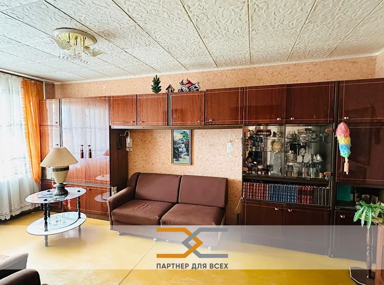 Wohnung 2 zimmer 48 m² Sluzk, Belarus
