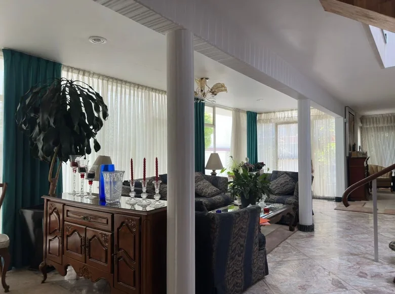 Haus 4 Schlafzimmer 266 m² Miami, Vereinigte Staaten von Amerika