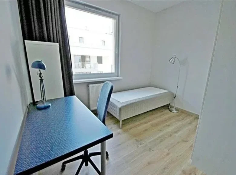 Mieszkanie 2 pokoi 40 m² w Poznań, Polska