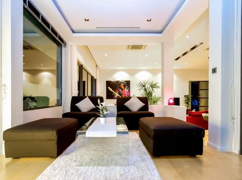 6 bedroom villa 1 200 m² Pa Tong, Thailand