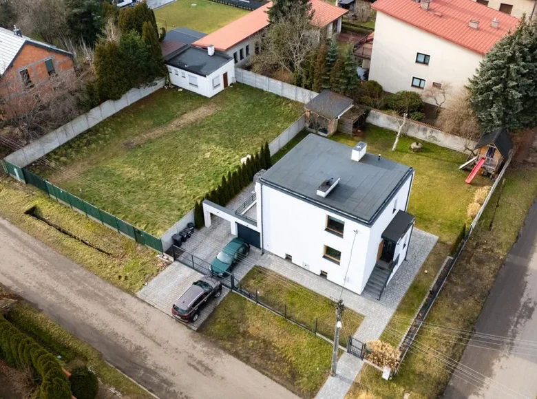 Land 607 m² Lodz, Poland