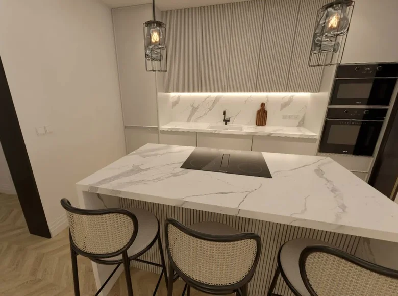 Квартира 3 спальни 167 м² Мадрид, Испания
