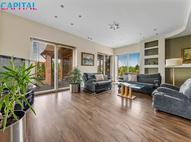 House 169 m² Pikutiskes, Lithuania