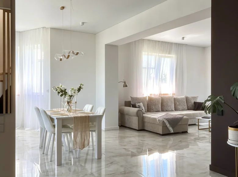 Дом 230 м² Аннополь, Беларусь