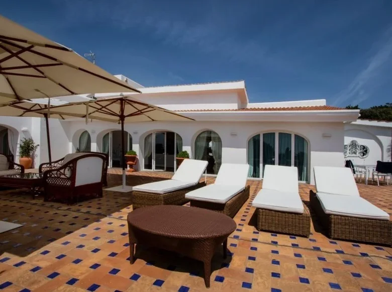 Вилла 400 м² Терни, Италия