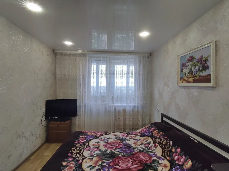 Mieszkanie 2 pokoi 49 m² Dzierżyńsk, Białoruś