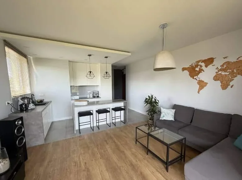 Mieszkanie 2 pokoi 53 m² w Warszawa, Polska