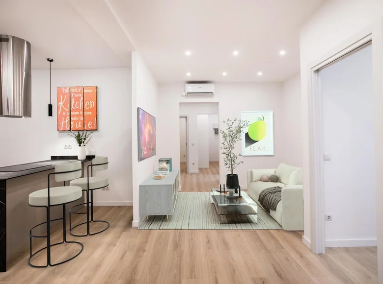 3 bedroom apartment 95 m² Barcelona, Spain