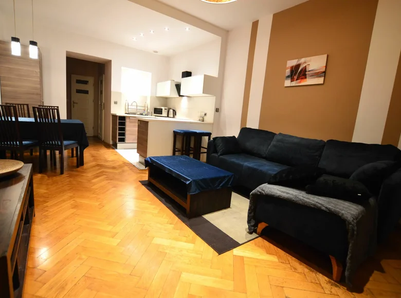 Квартира 3 комнаты 80 м² в Кракове, Польша